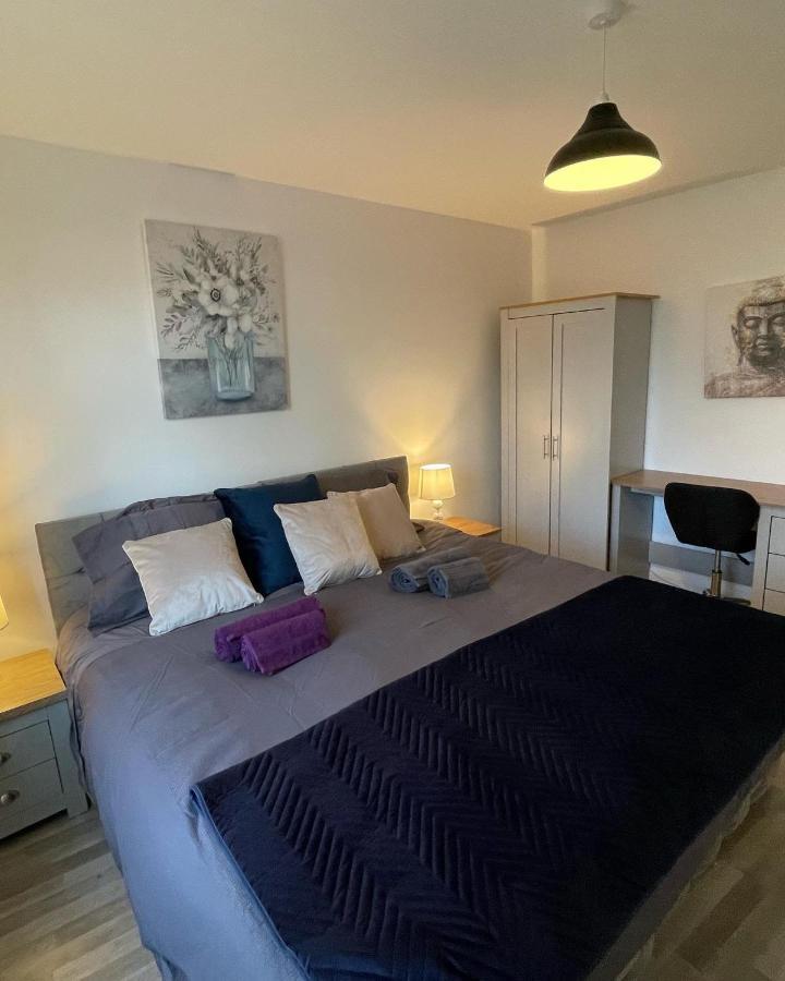 Supreme - 1 Bedroom Apart Sleeps 4 Short/Long Stay Gillingham  Exterior foto